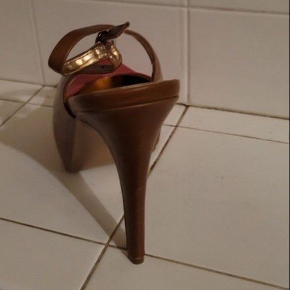 BCVGeneration Heels - Picture 4 of 8